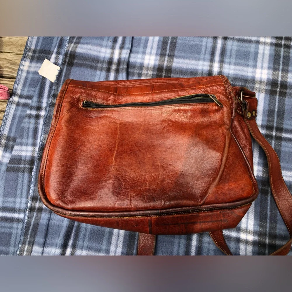 Men’s leather messenger bag brief case rustic, brown, buckles, business travel